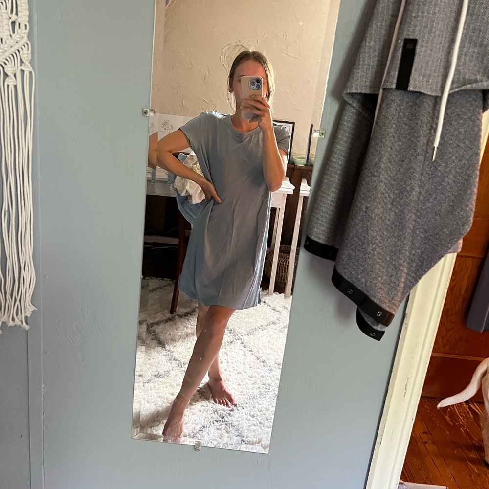 Lululemon Oversized Keyhole Back T-shirt Dress - Picture 3 of 6
